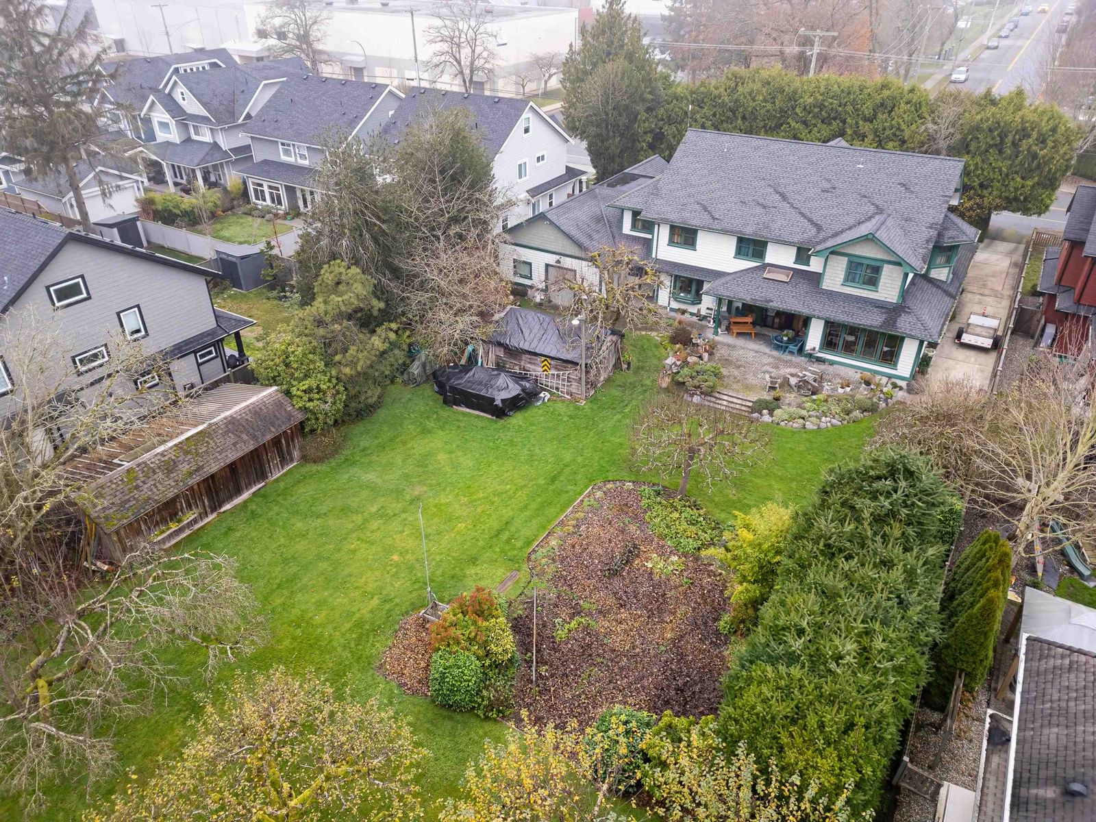 Listing Image 5