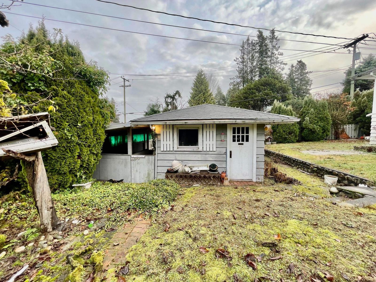 Listing Image 8