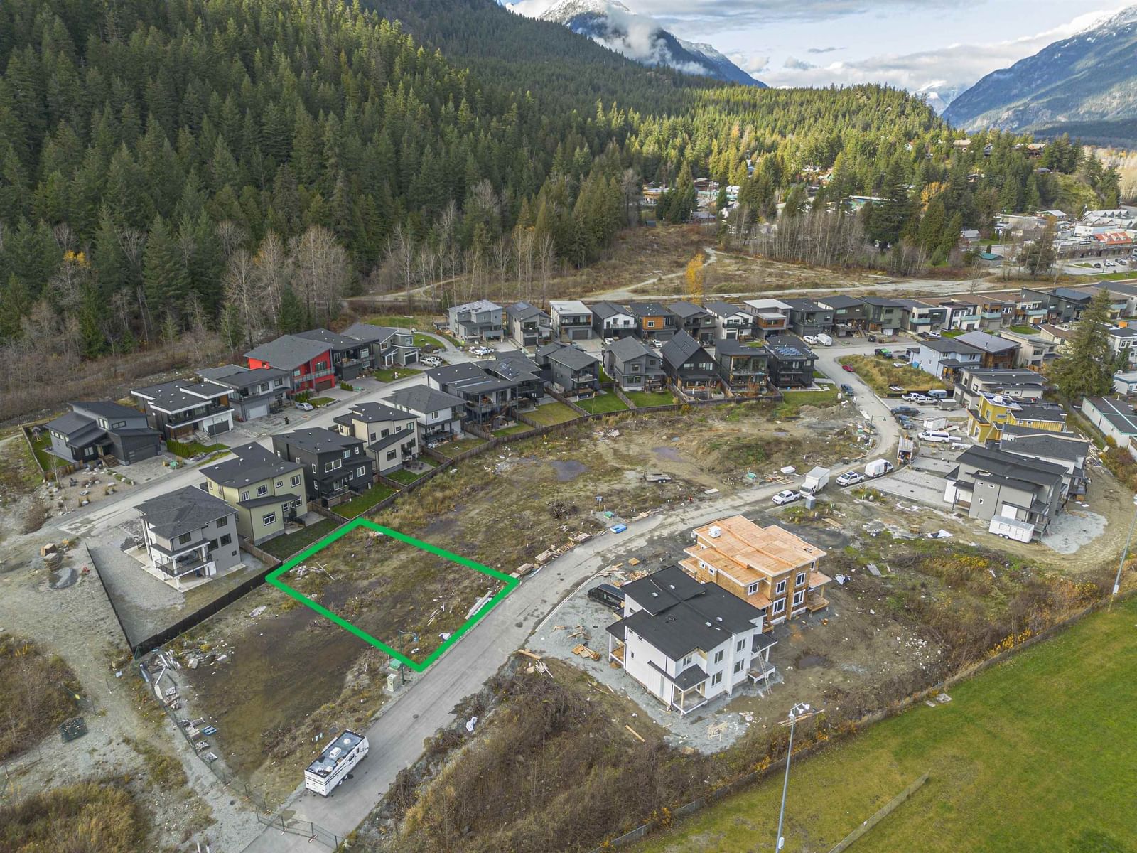 Listing Image 3