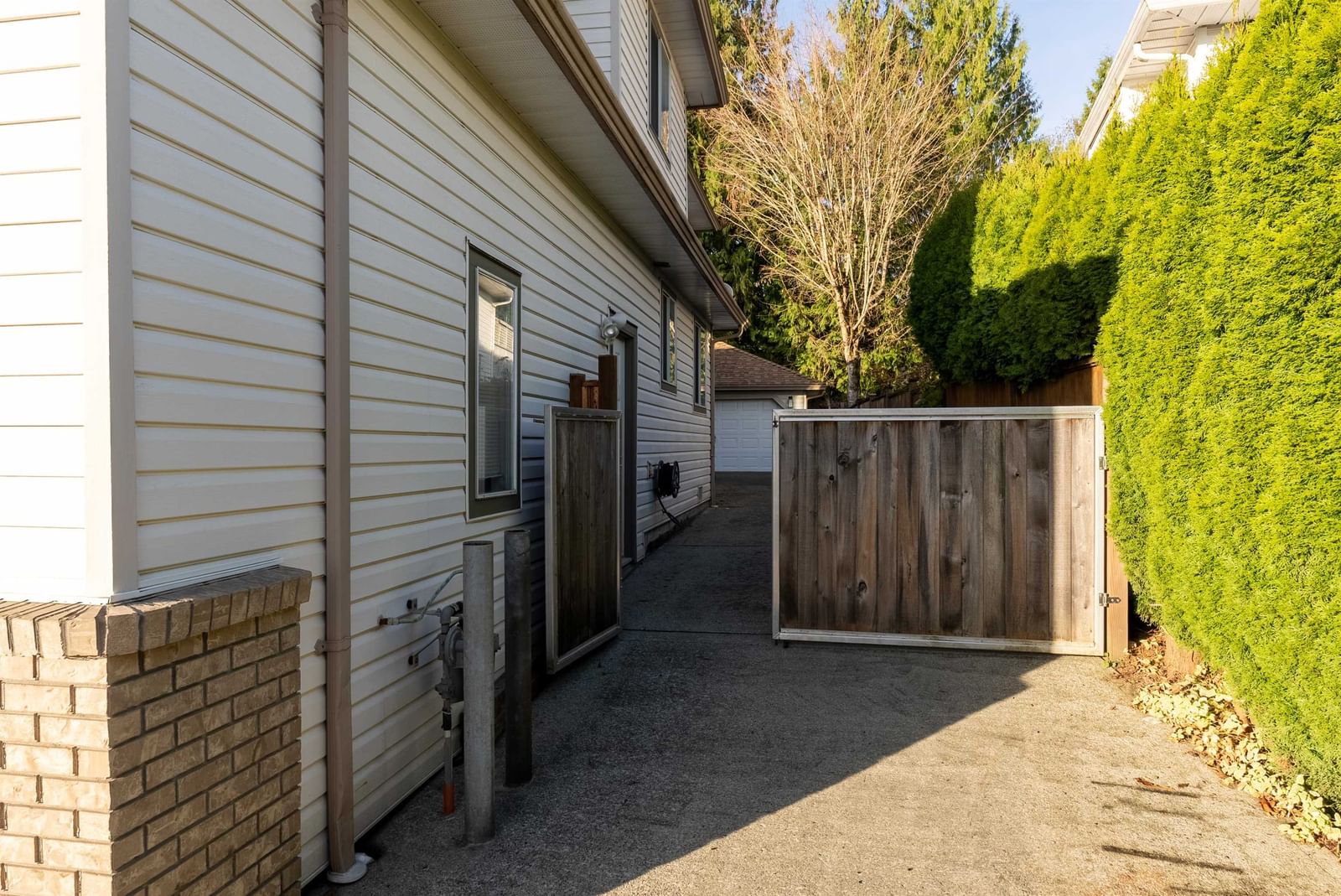 Listing Image 32