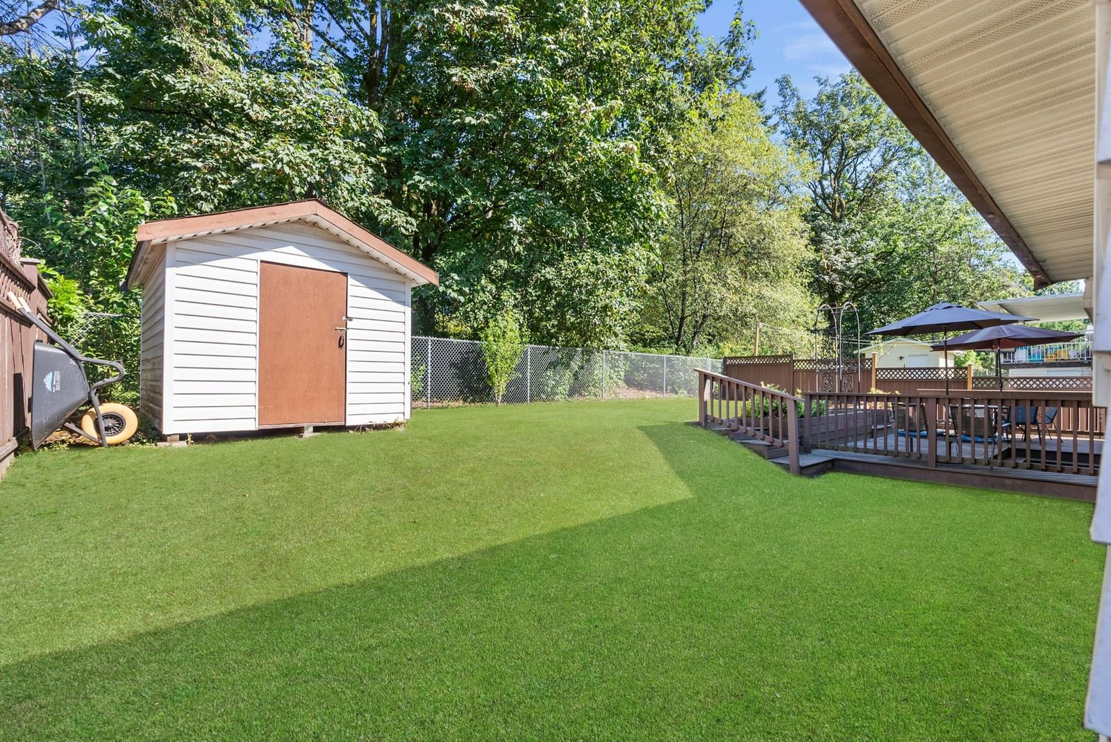 Listing Image 15
