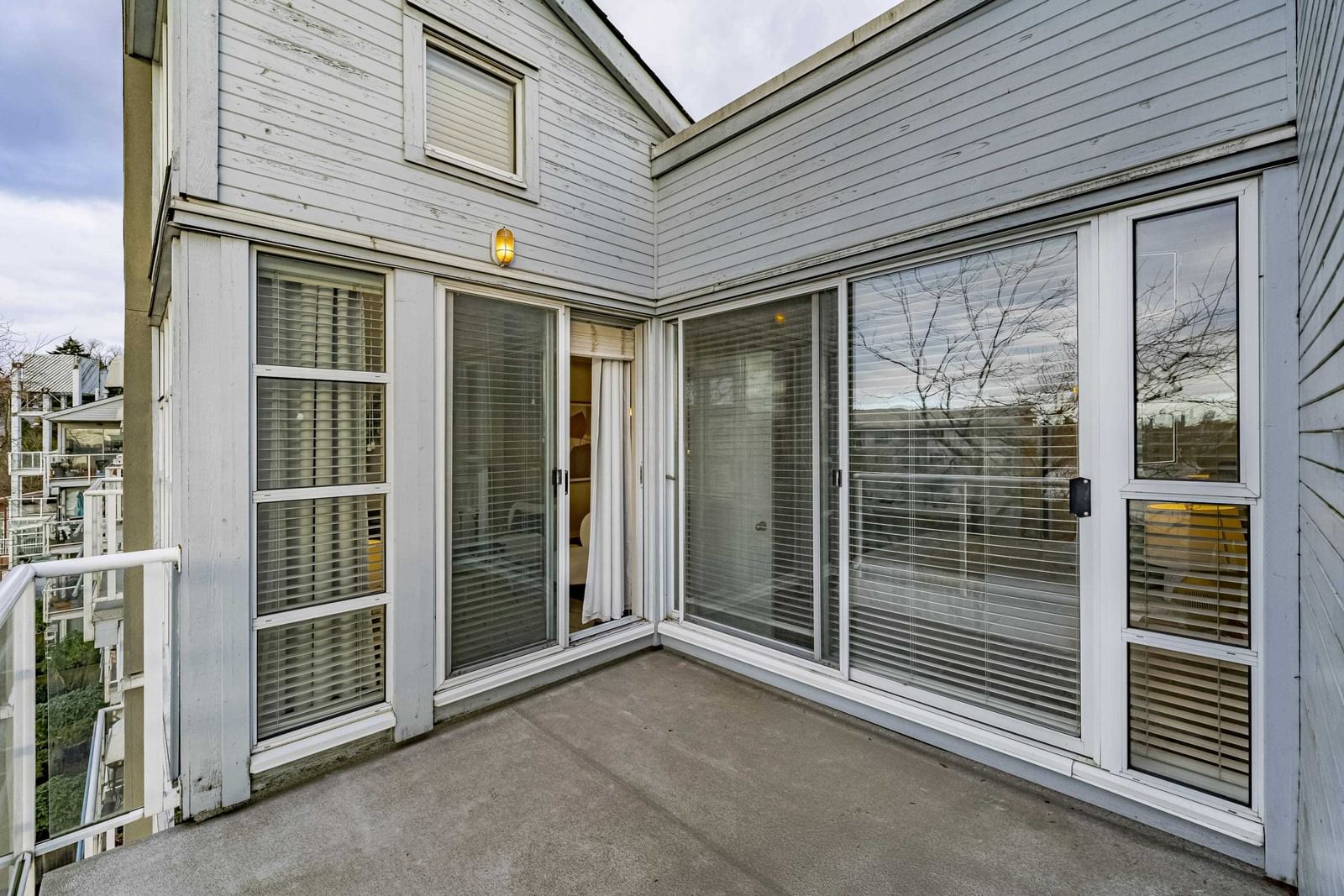 Listing Image 24
