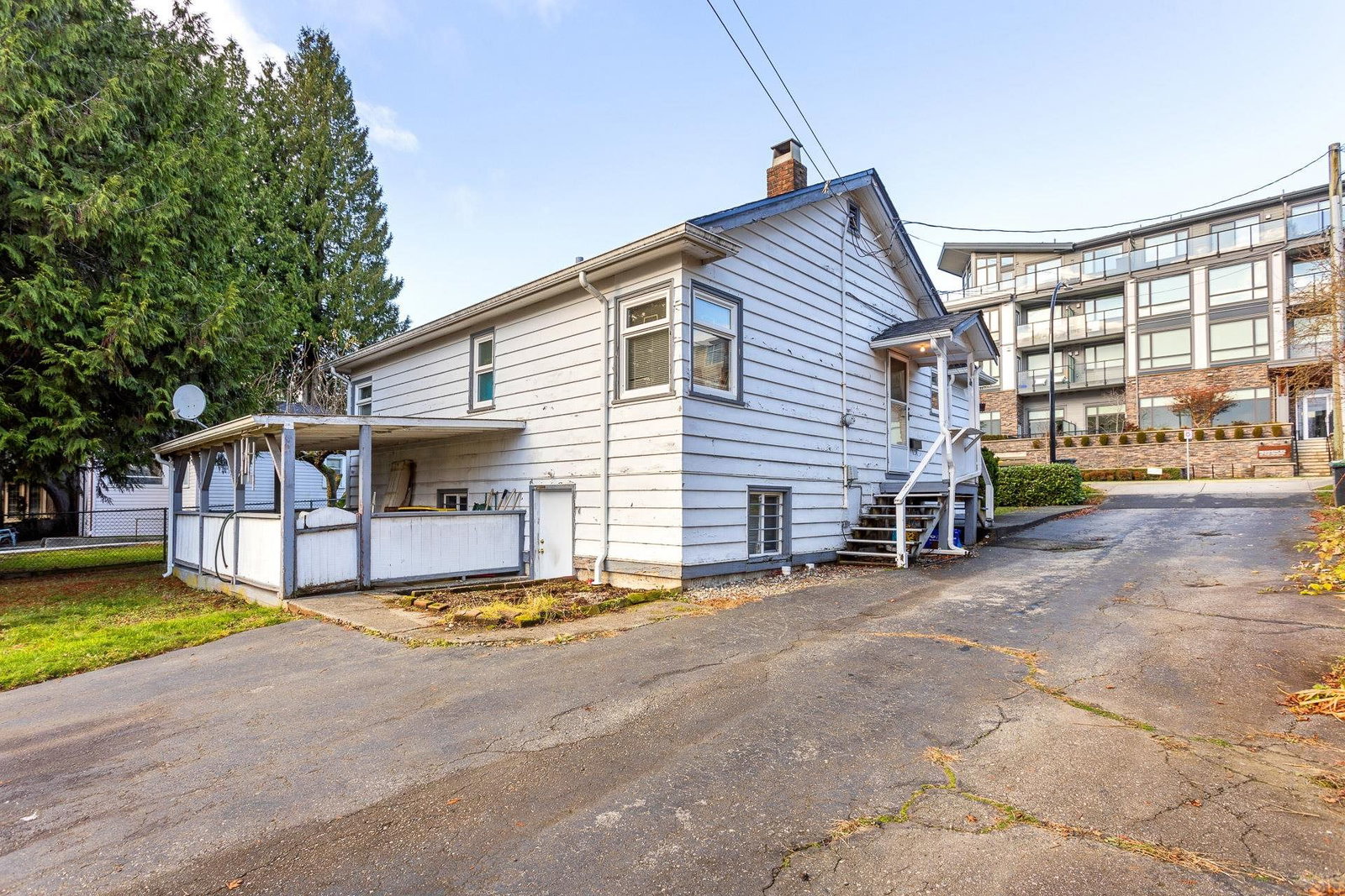 Listing Image 16