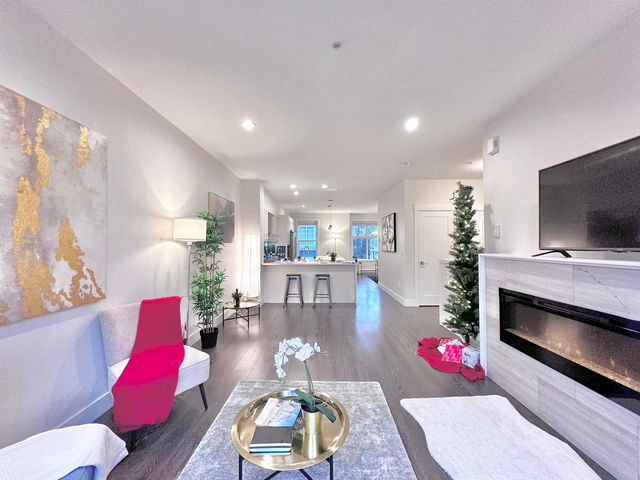 27 - 7686 209 Street