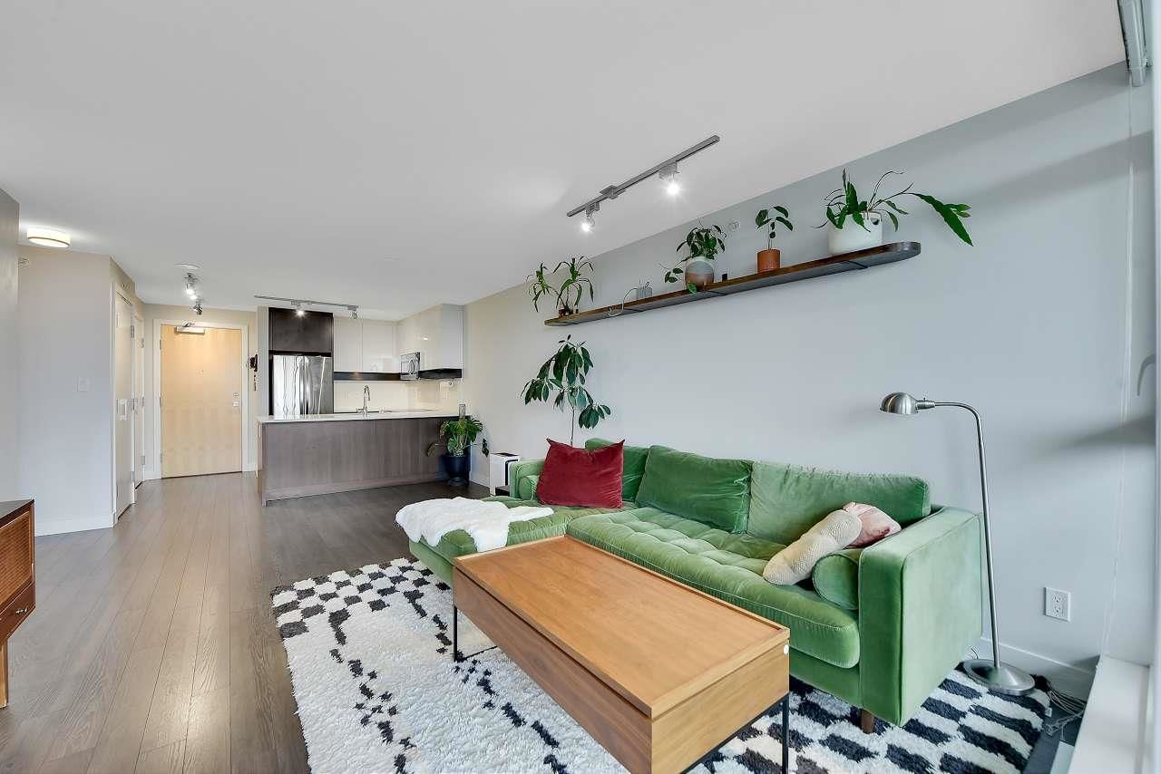 Listing Image 13
