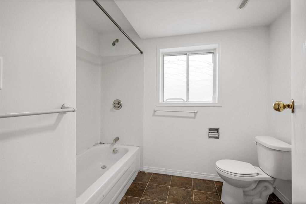 Listing Image 26