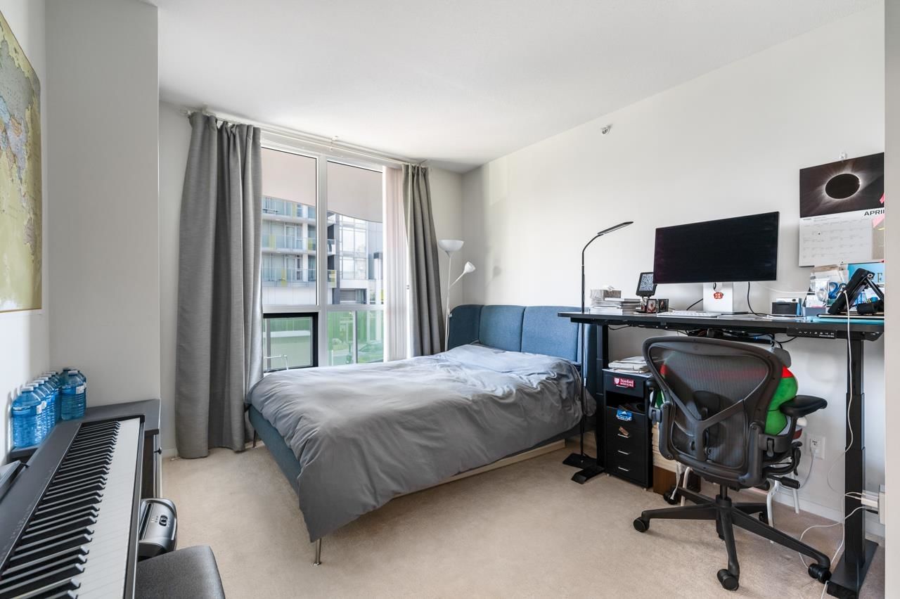 Listing Image 9