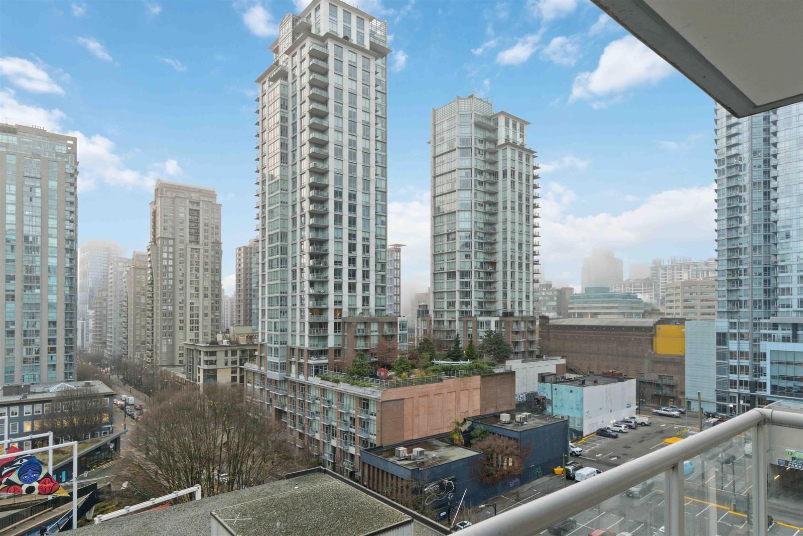 Listing Image 10