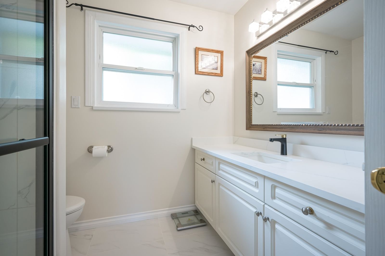 Listing Image 28