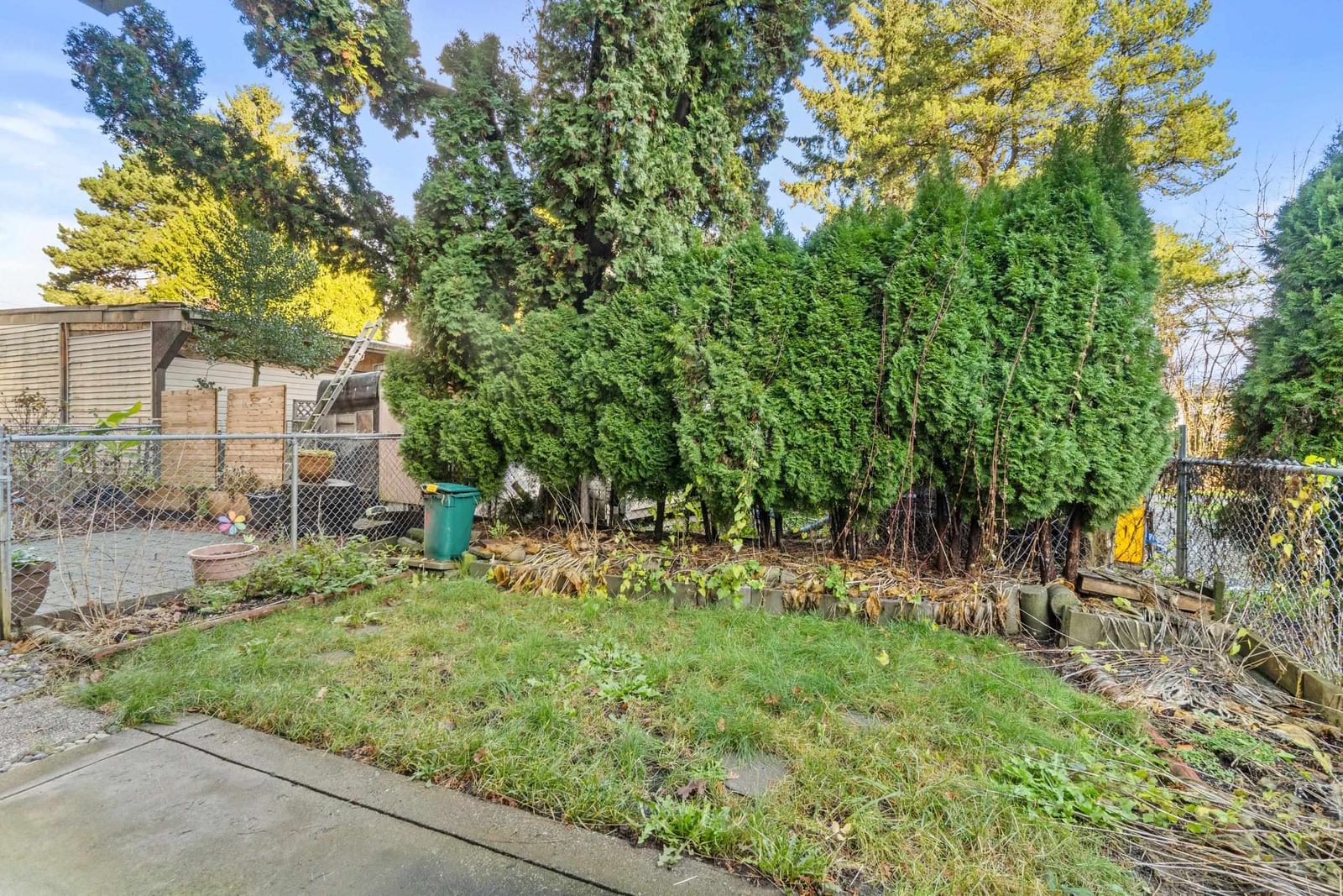 Listing Image 25