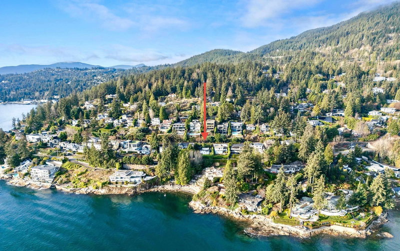3575 Sunset Lane, West Vancouver, V7V 0A9 | Image 2
