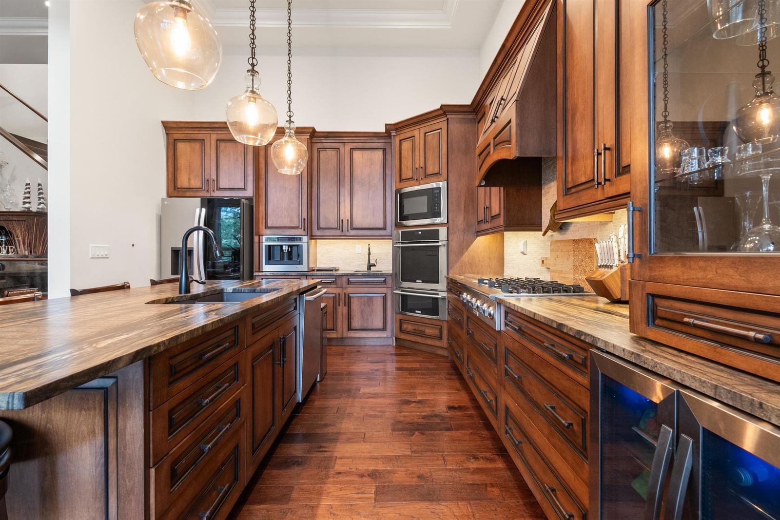 Listing Image 15