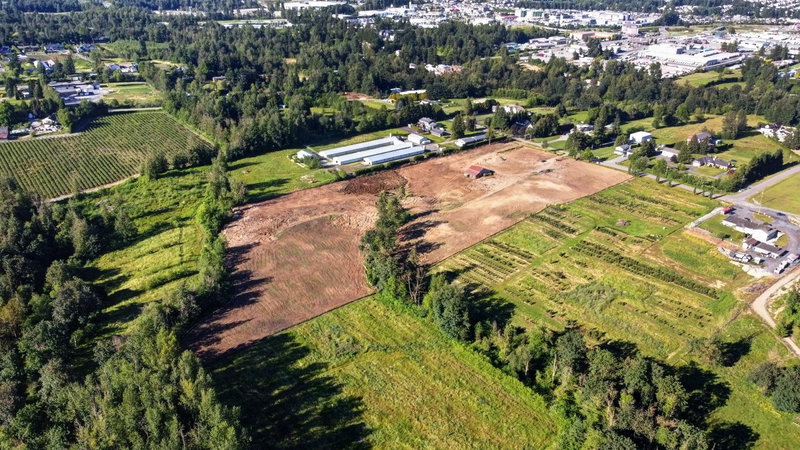 2737 Lock Street, Abbotsford, V4X 1J6 | Image 2