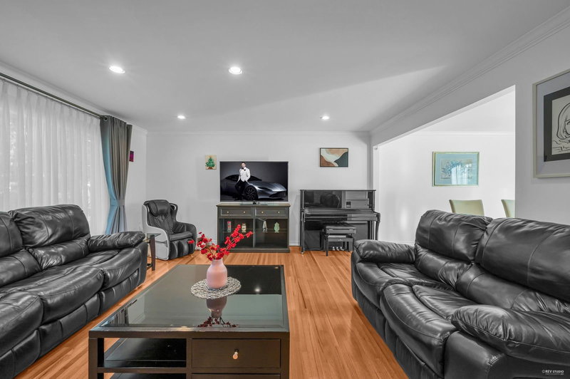 310 Macbeth Crescent, West Vancouver, V7T 1V7 | Image 3