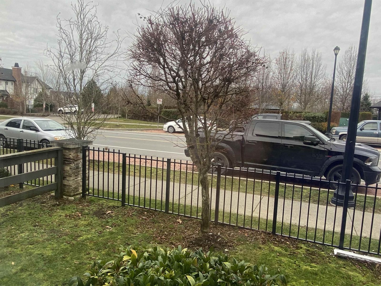Listing Image 16