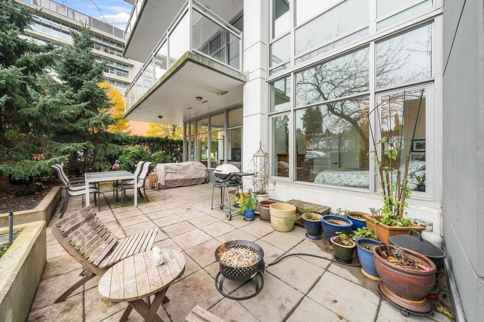Listing Image 17
