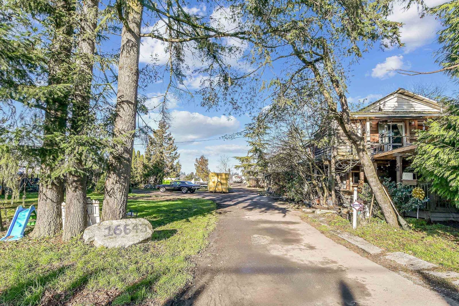 Listing Image 10