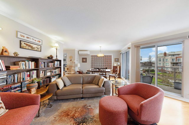 308B - 1210 Quayside Drive