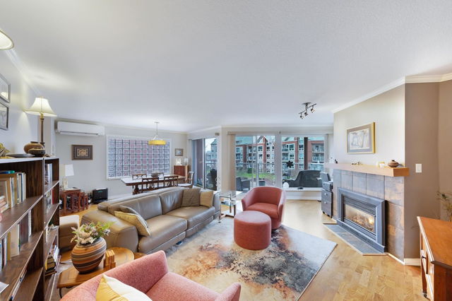 308B - 1210 Quayside Drive