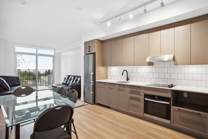 711 - 8750 University Crescent, Burnaby, V5A 0G9 | Image 3