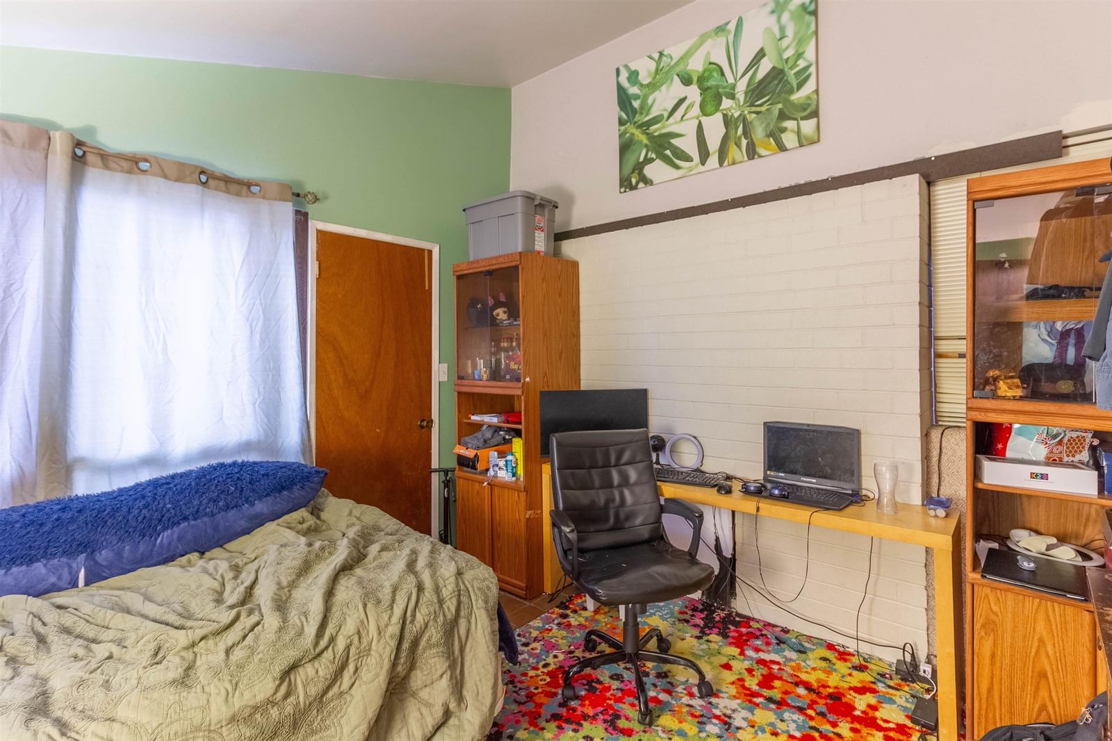 Listing Image 13