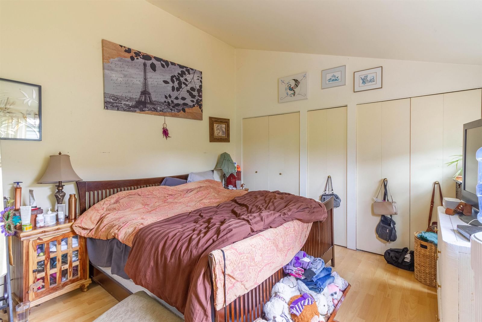 Listing Image 17