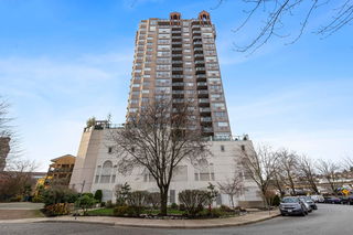 2202 - 10 Laguna Court