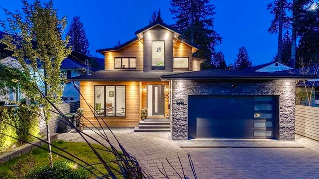 Main Floor - 4470 Capilano Road