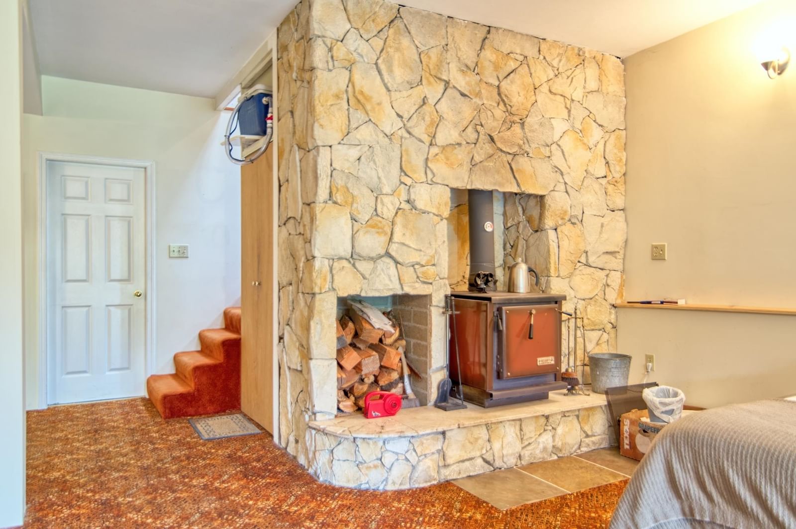 Listing Image 18