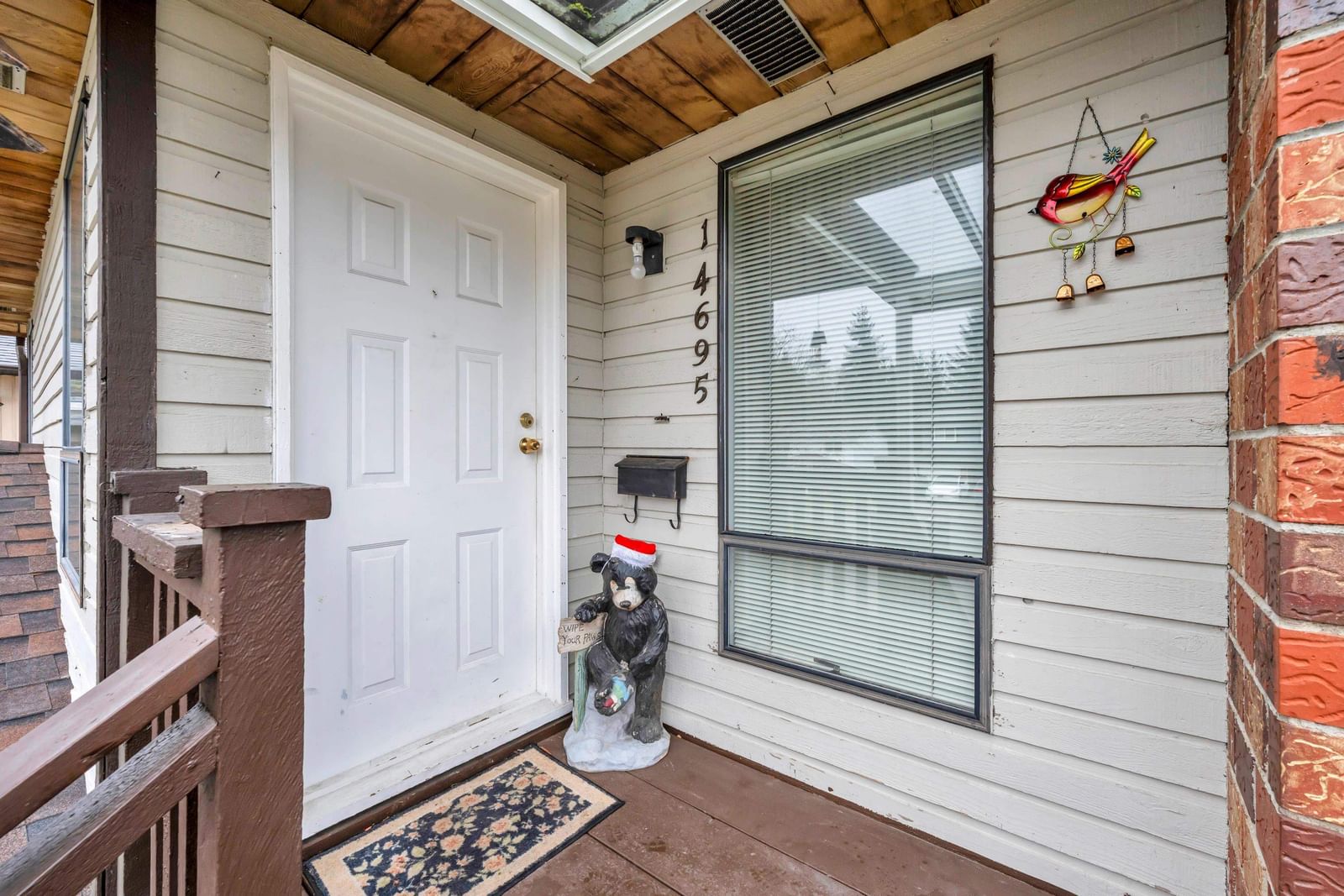 Listing Image 4