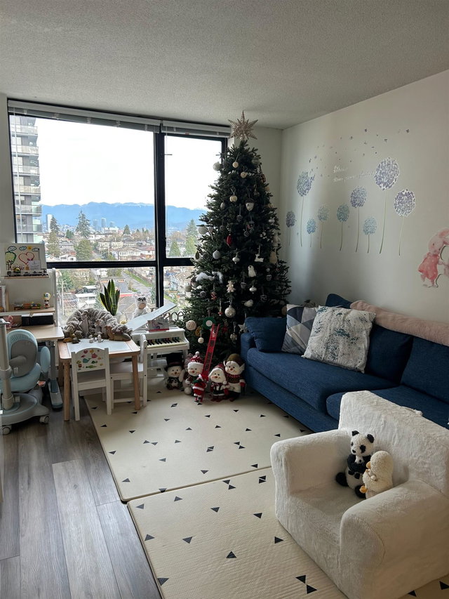 1507 - 3438 Vanness Avenue