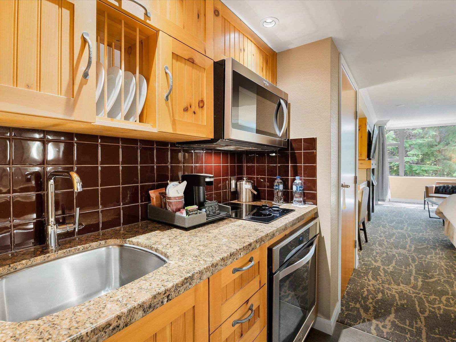 Listing Image 11