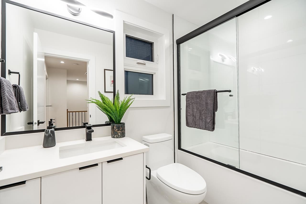 Listing Image 28