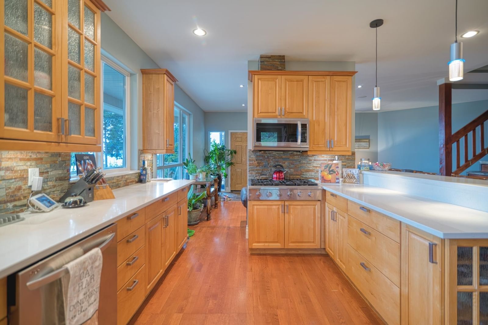 Listing Image 15