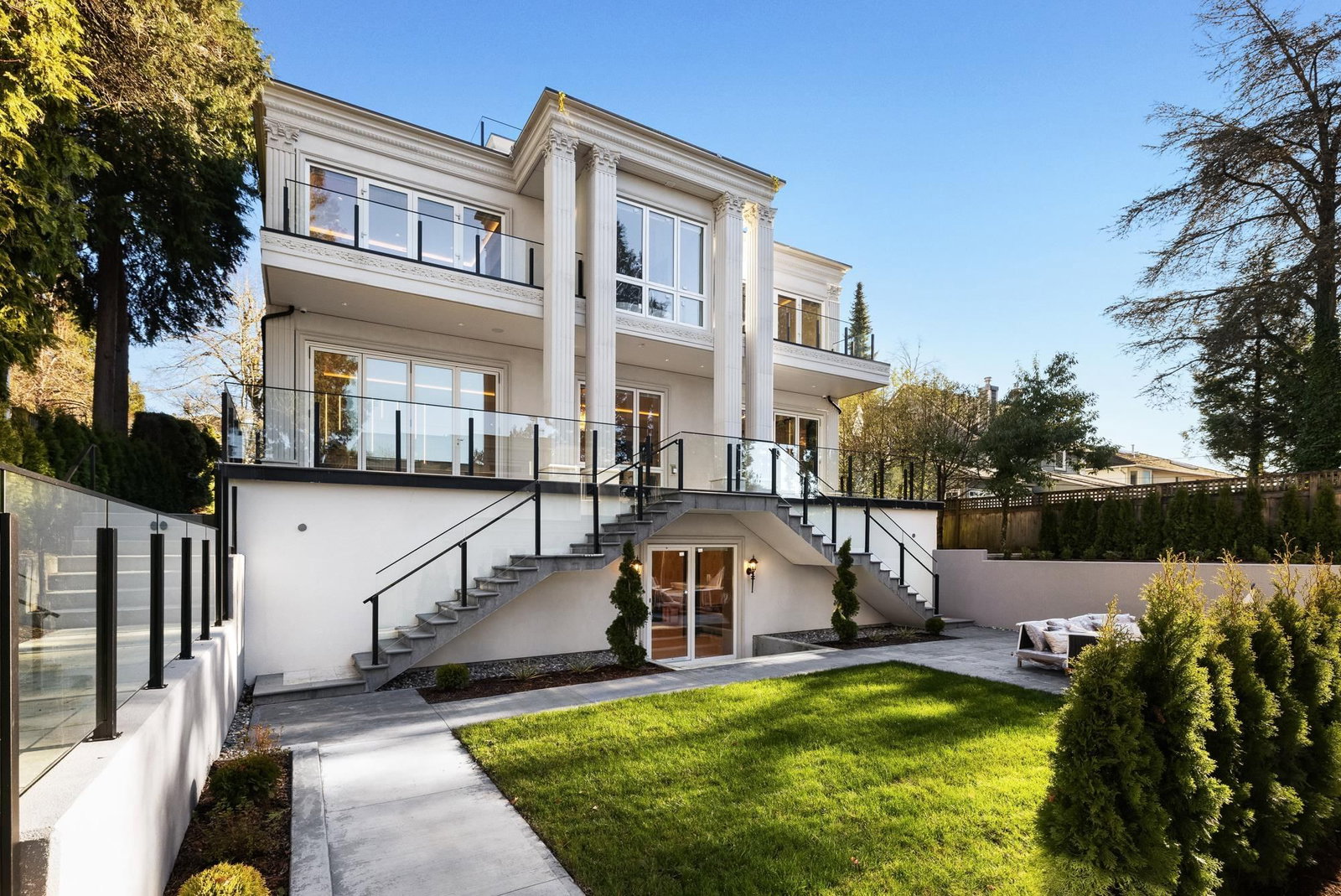 Listing Image 10