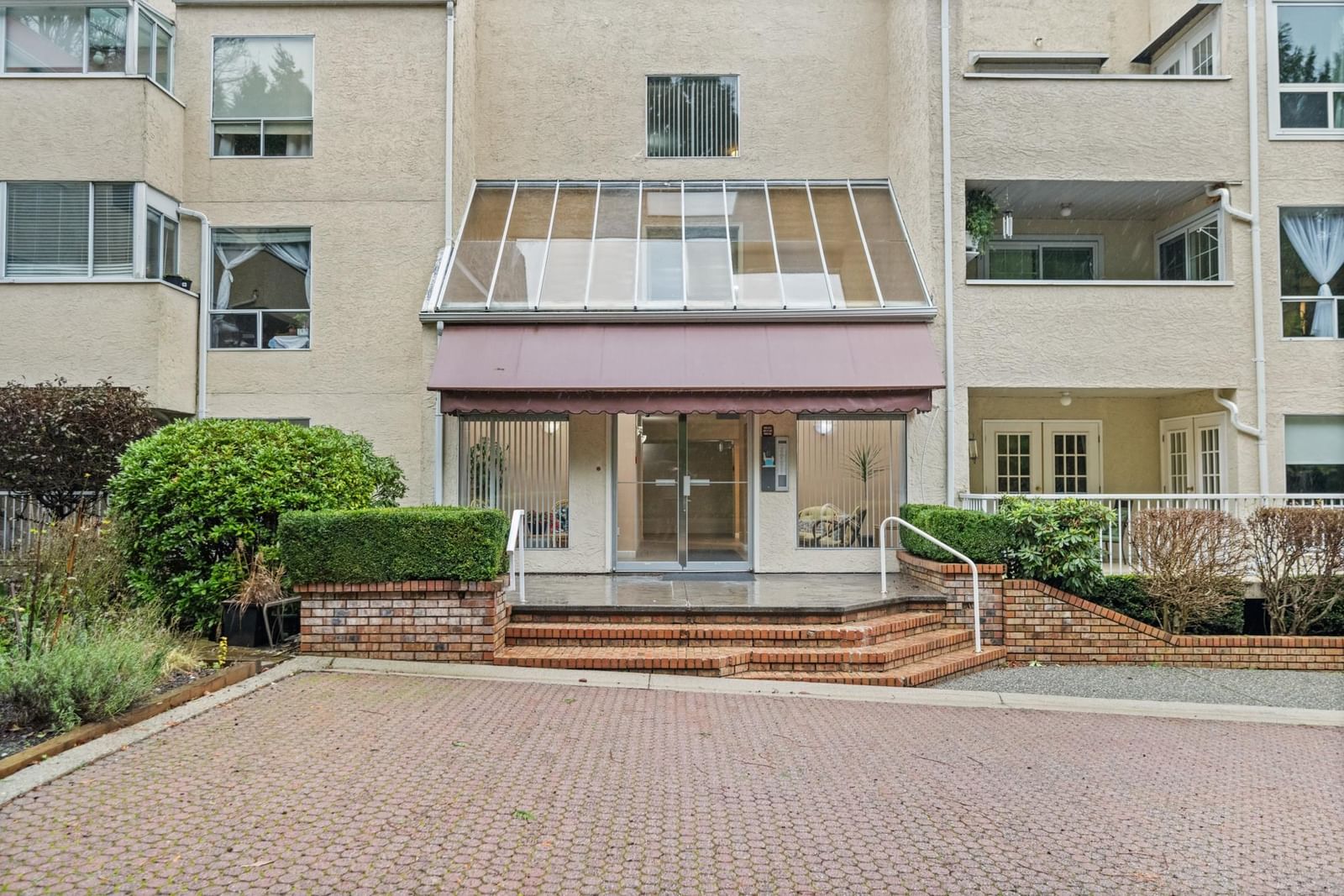 Listing Image 28
