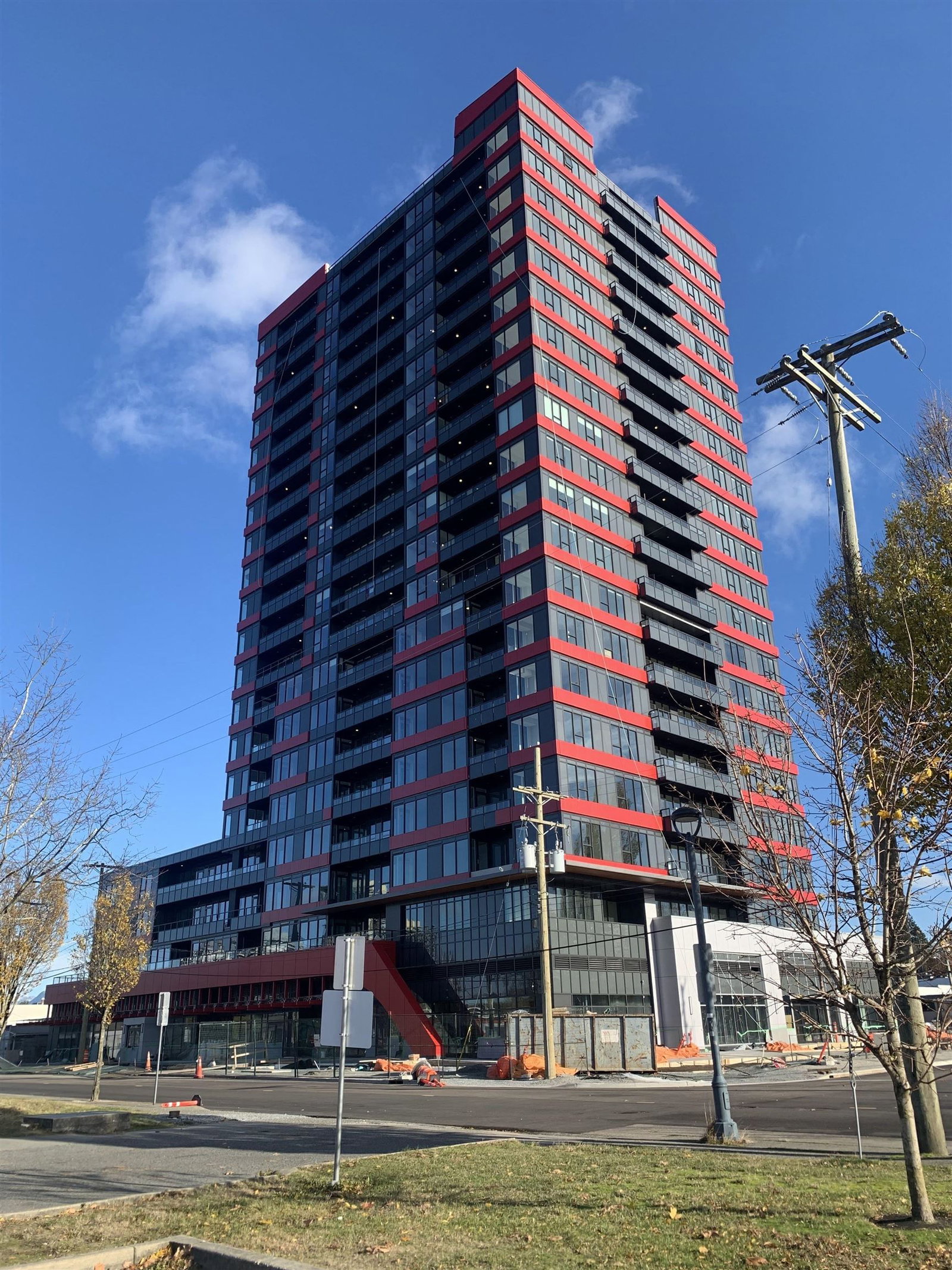 Listing Image 19