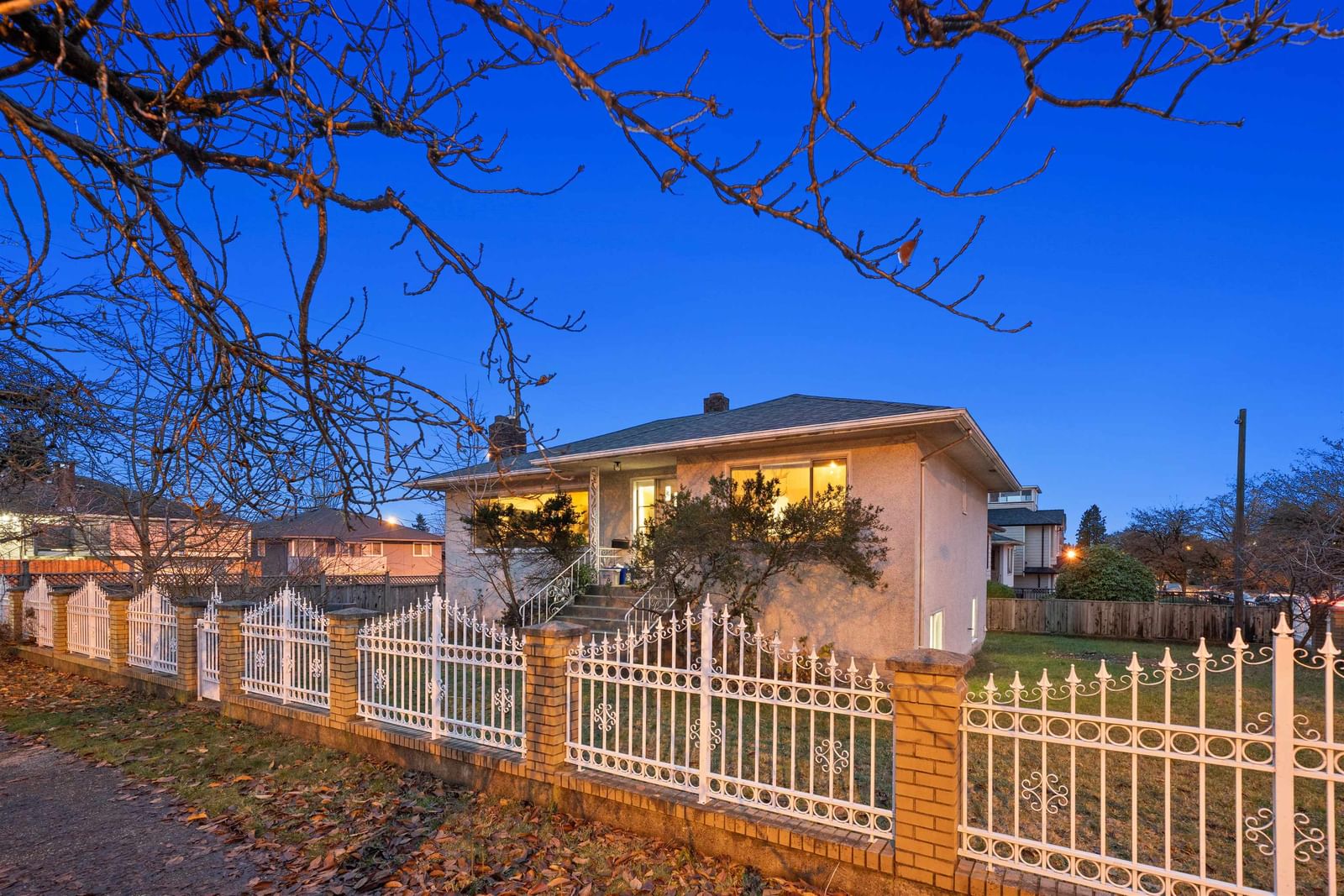 Listing Image 14