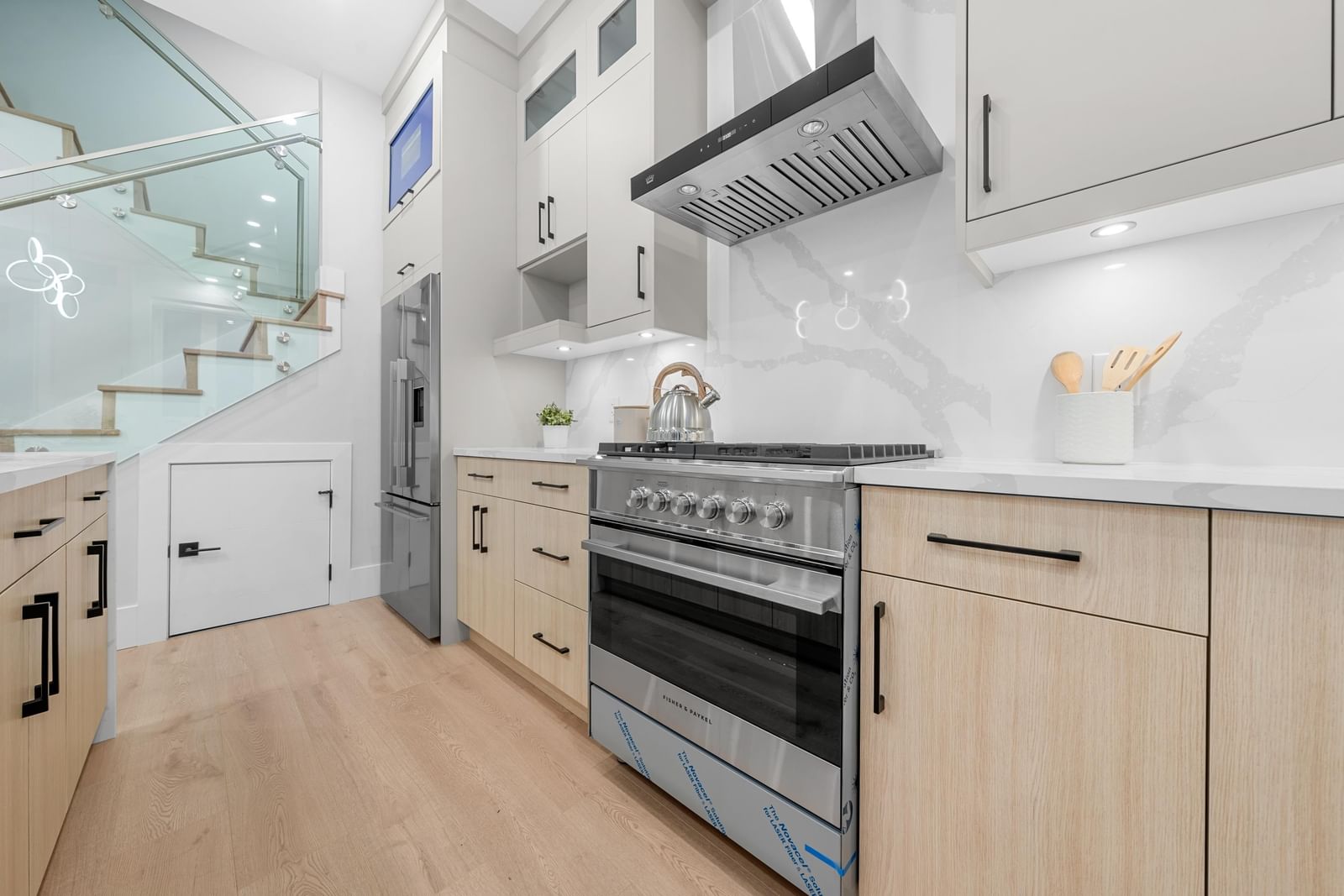 Listing Image 15