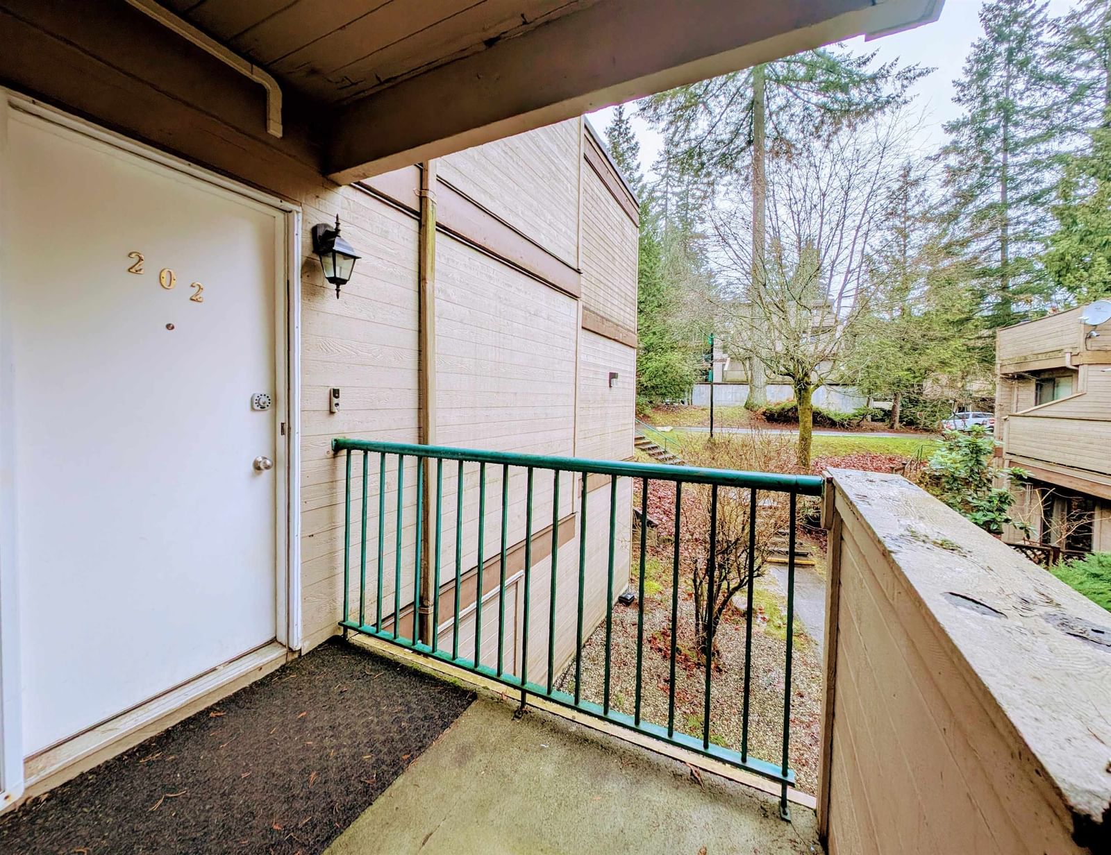 Listing Image 14
