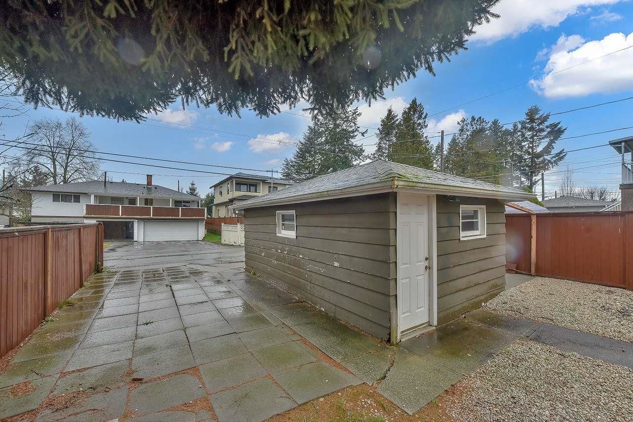 Listing Image 9