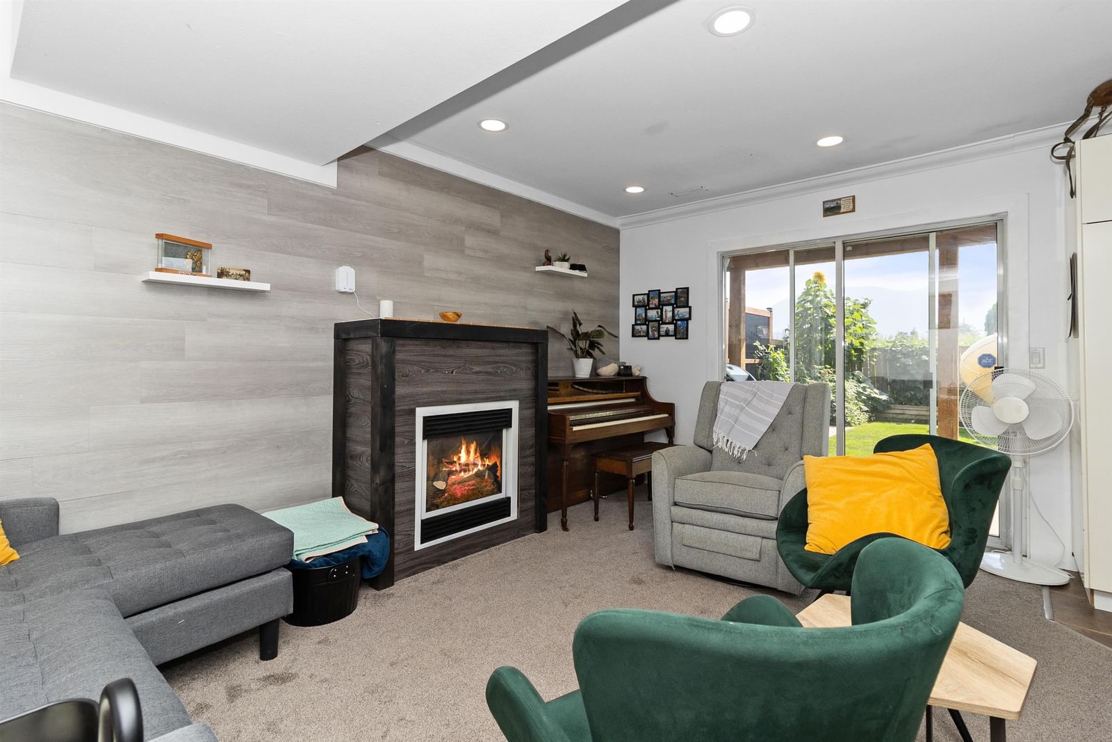 Listing Image 21