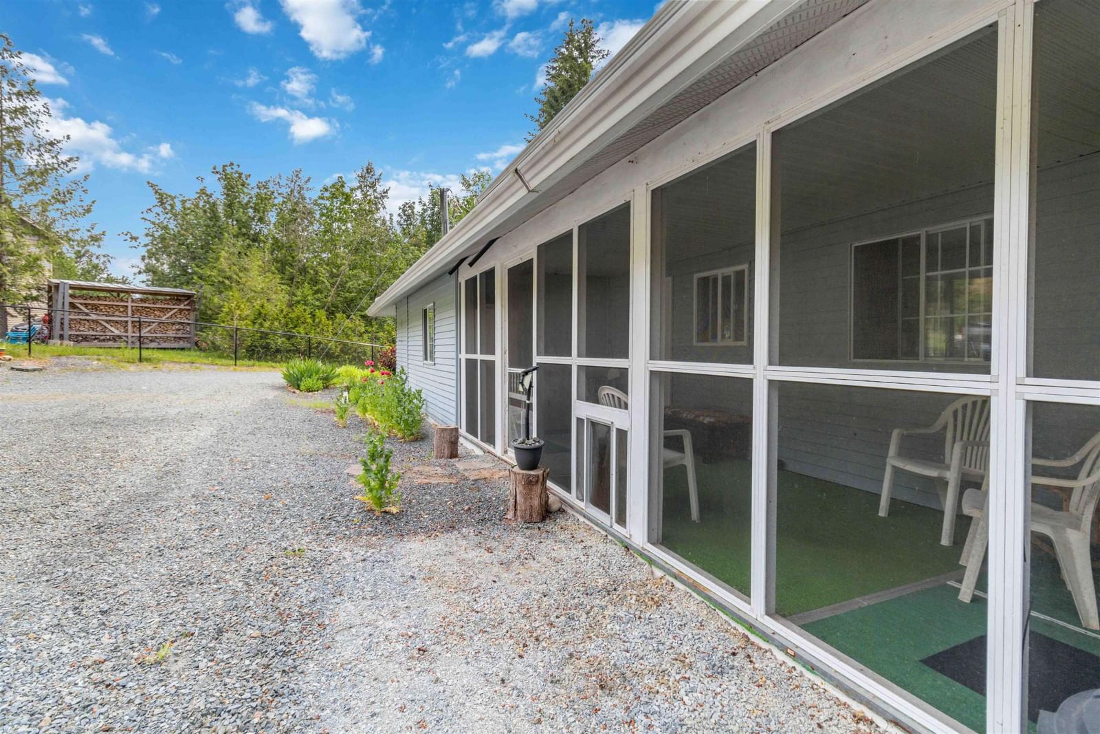 Listing Image 32
