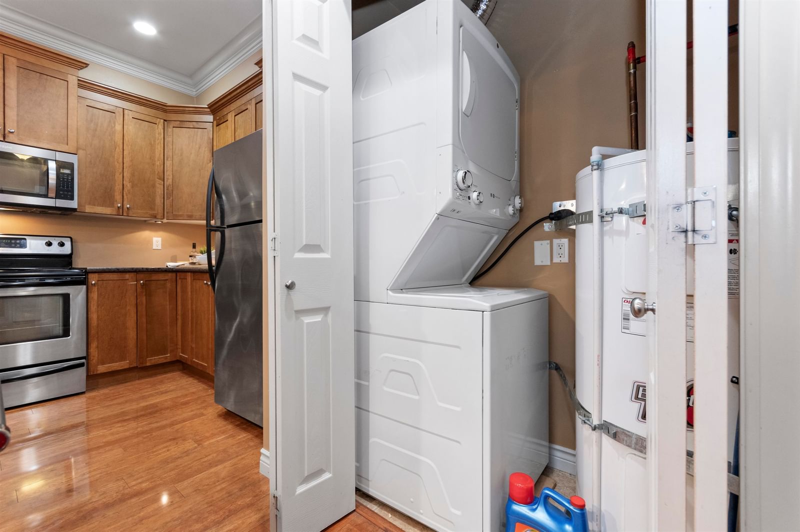 Listing Image 18