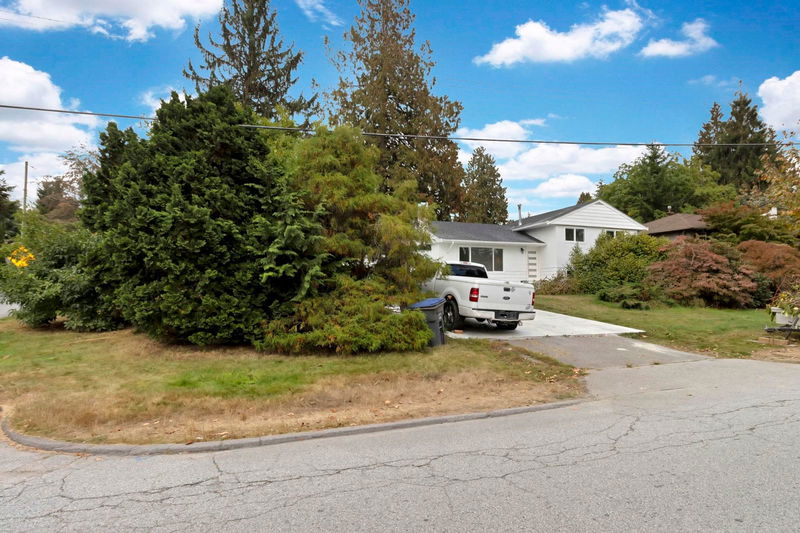 11298 Lansdowne Drive, Surrey, British Columbia (MLS R2951419)