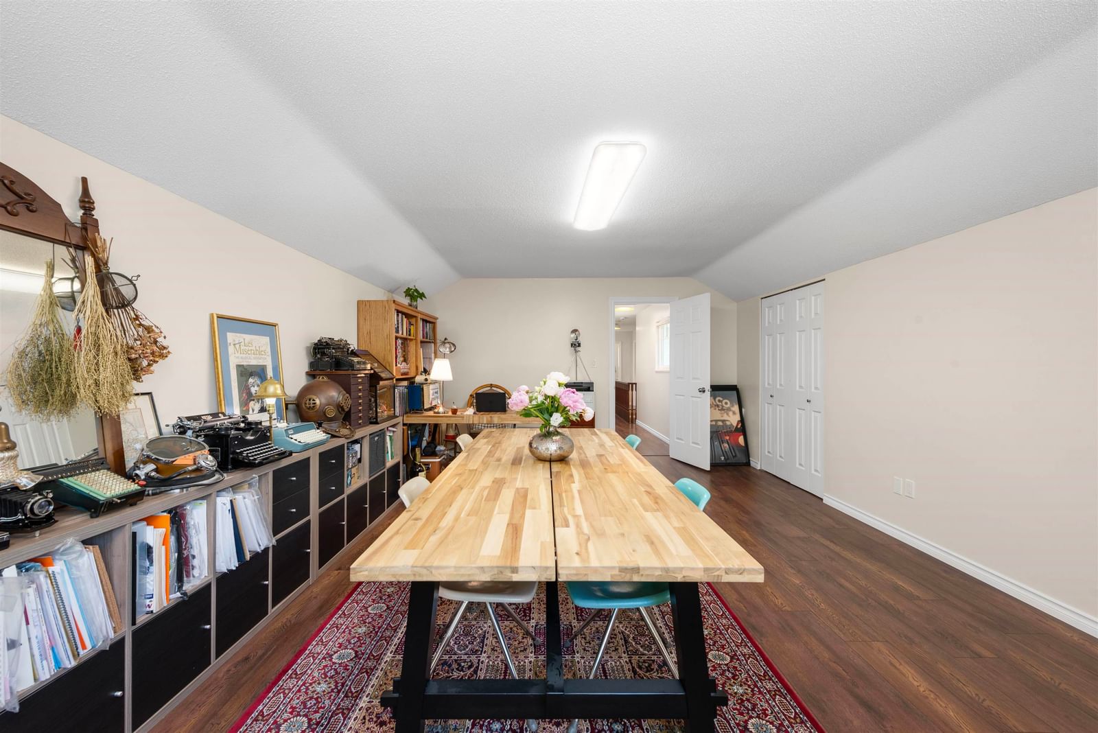 Listing Image 22