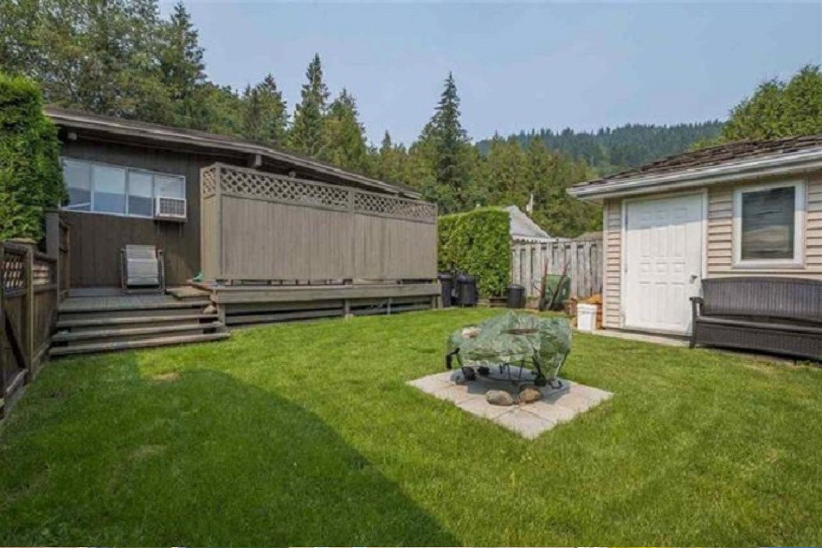 Listing Image 5