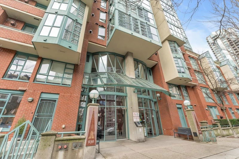 939 Homer Street #1803, Vancouver, British Columbia (MLS R2951467)