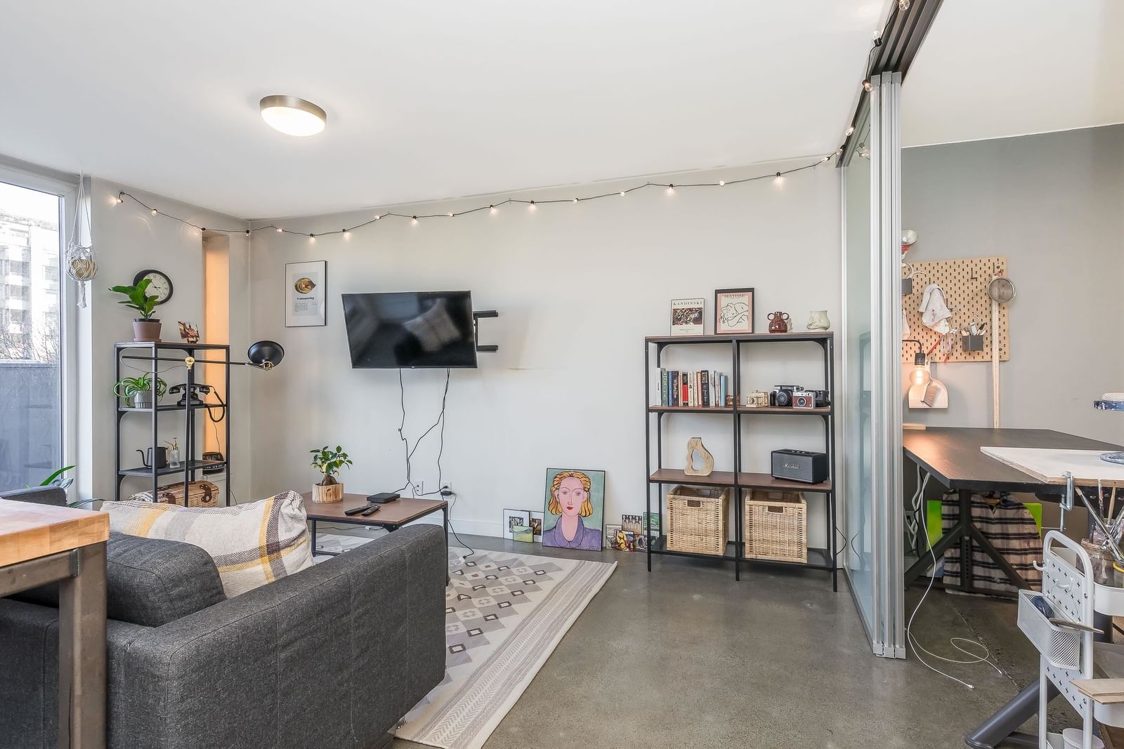 Listing Image 22