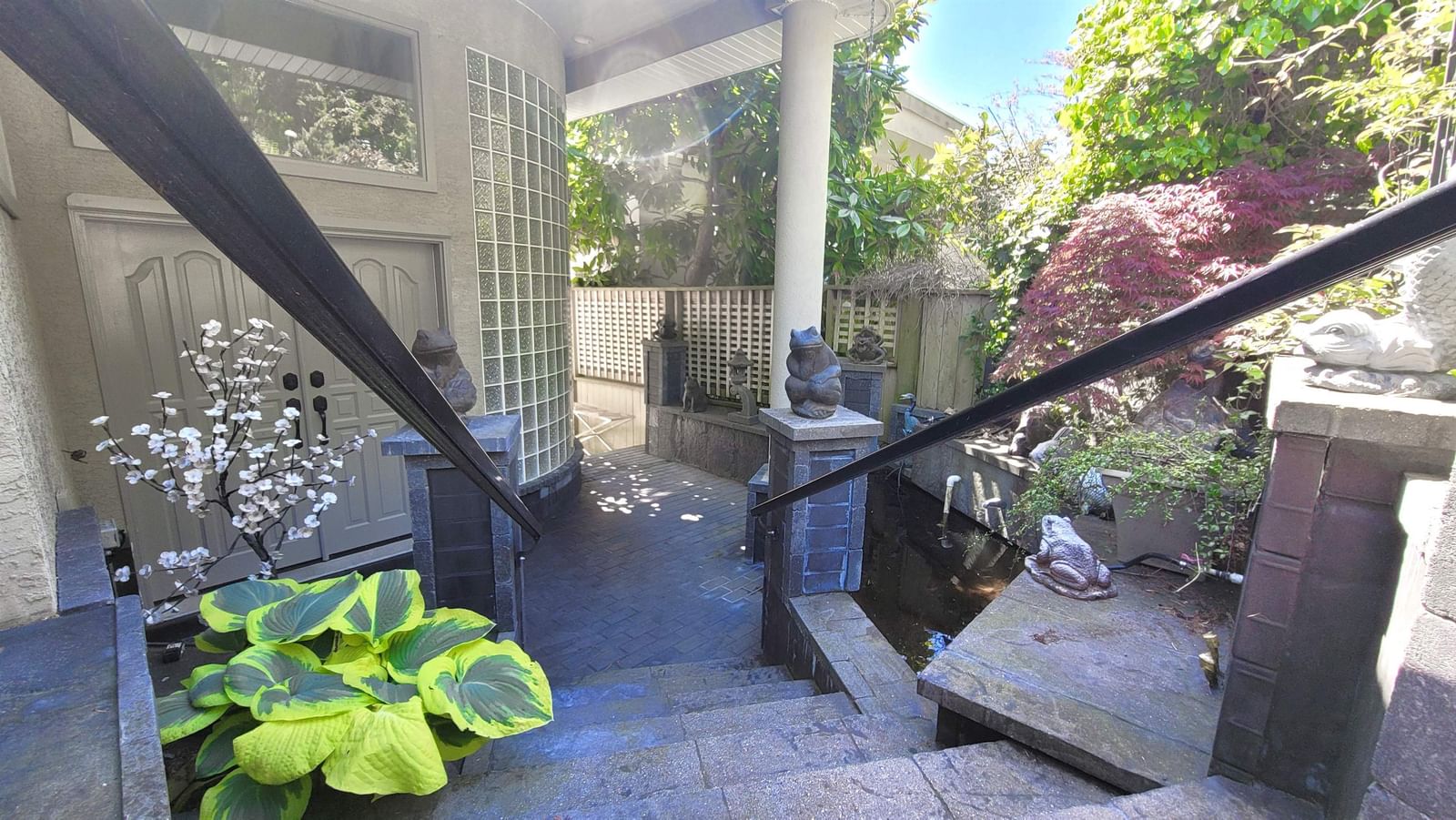 Listing Image 37